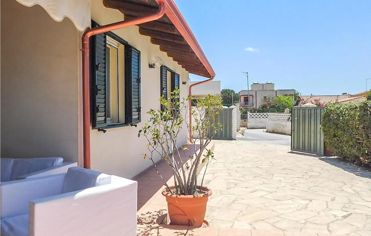 Nice Home In Noto With House Sea View Olaszország